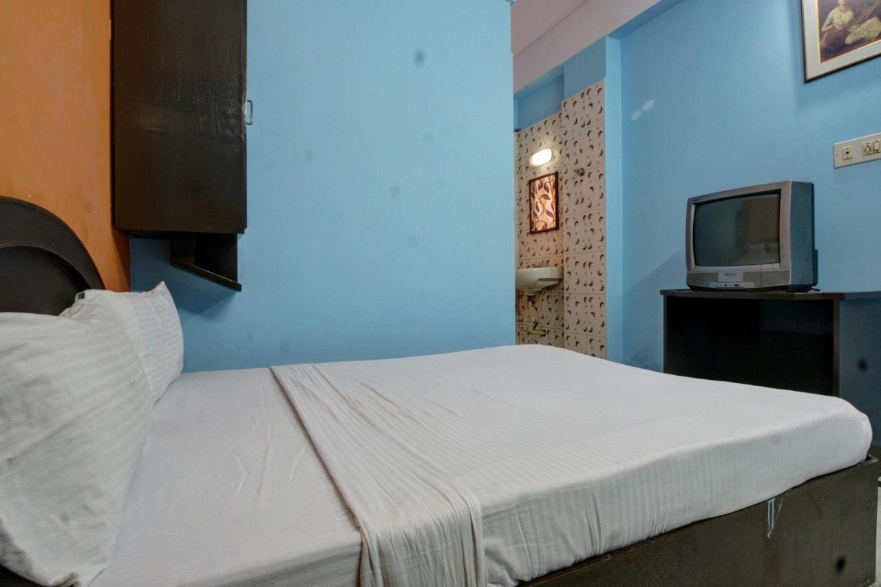 Spot On Radha Krishna Deluxe Lodge Near Cubbon Park Bangalore Luaran gambar