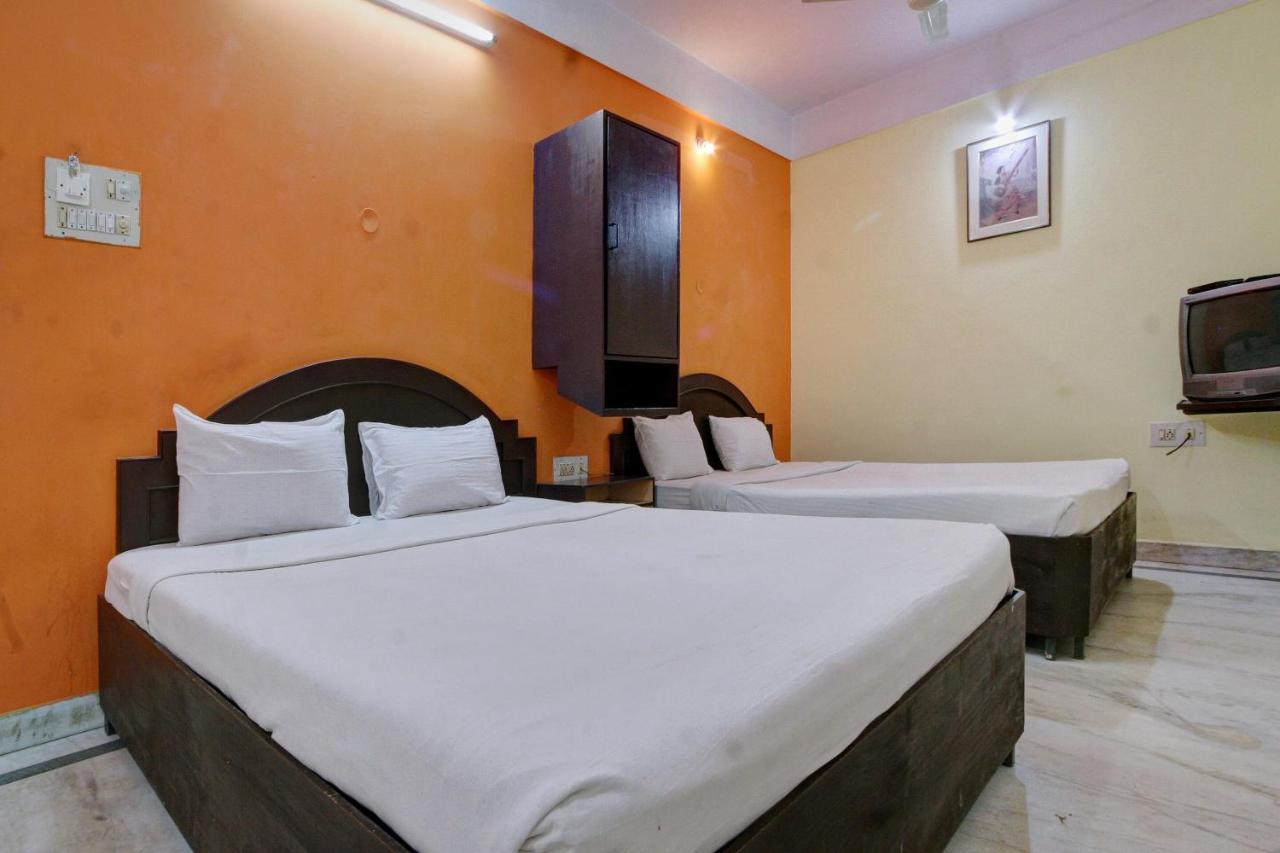 Spot On Radha Krishna Deluxe Lodge Near Cubbon Park Bangalore Luaran gambar