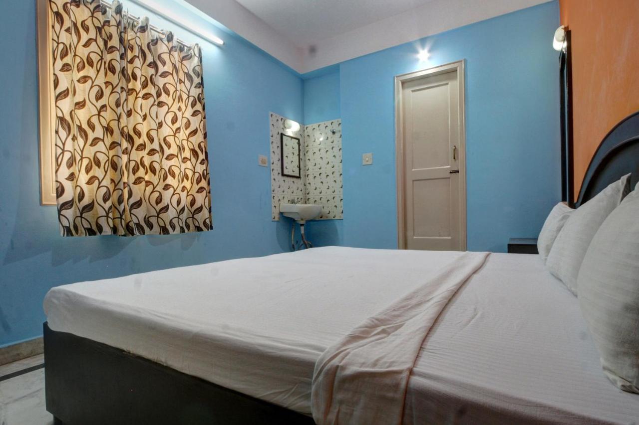 Spot On Radha Krishna Deluxe Lodge Near Cubbon Park Bangalore Luaran gambar